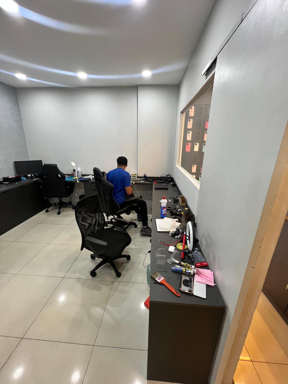 Loja CBTec — laboratório de reparo